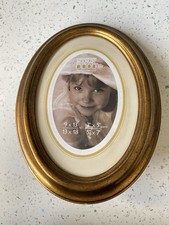 ANCIEN CADRE PHOTO OVALE DORÉ 21,5cm X 16,5cm 
