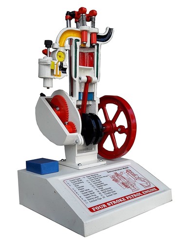 Moteur essence quatre - À,