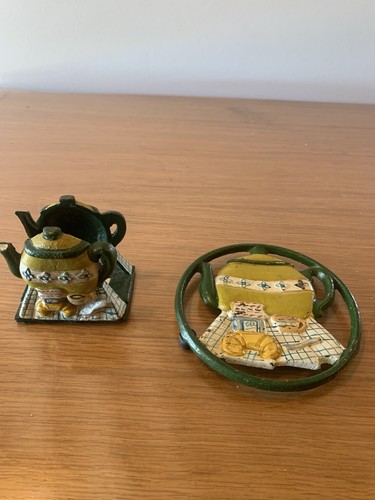 Ensemble dessous plat et - plat,
