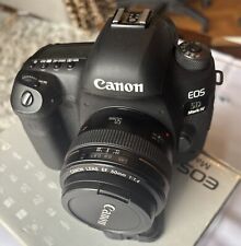 Canon EOS 5D Mark IV DSLR Camera (Body Only) - Black