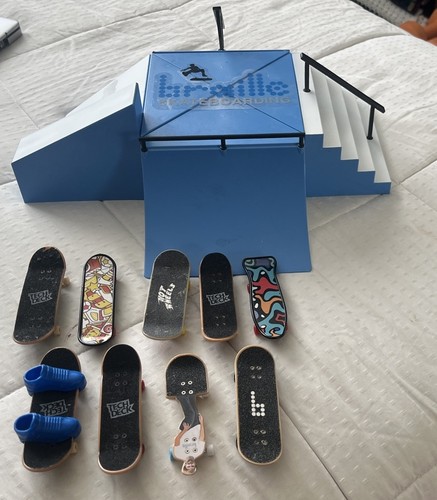 Braille skateboarding skate - braille,