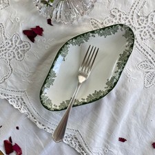 Ravier petit plat terre de fer Saint Amand et Hamage modèle Platane ACC-7532