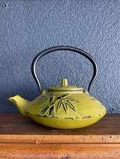 théière japonaise en fonte