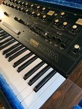 Synthétiseur Yamaha CS20M