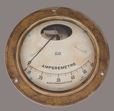 Ancien ampèremètre