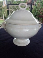Soupière ou Légumier Blanc
