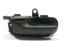 POIGNEE INTERIEURE PORTE ARRIERE GAUCHE 692060D060B2 TOYOTA AYGO 1 phase 1