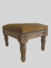 repose pieds style Louis XVI