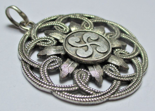 Ancien pendentif croix basque - pendentif,