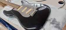 SQUIER STANDARD SERIES Used