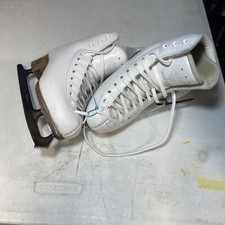 RISPORT Ice Skate SIZE 2