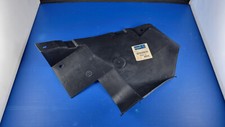 Cache protection pare boue arrière gauche pour PEUGEOT 405 pièce NEUVE d'origine