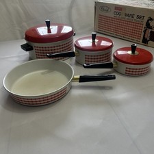 Vintage 7 Pic Set Gingham