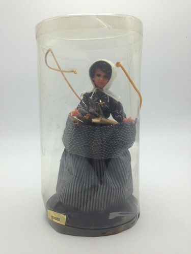 Poupee folklorique ancienne