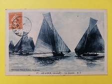 CPA 33 - ARCACHON Gironde LES REGATES Bateaux Voiliers Course en 1929