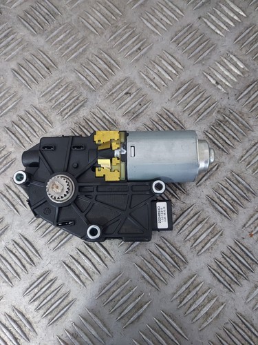 Moteur toit ouvrant