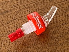 Doseur pissette de bar 2 cl pour bouteille de RHUM Captain Morgan