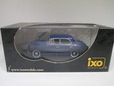 PEUGEOT 403 Berline Bleu Foncé Dark Blue Blau 1956 par IXO CLC107 au 1/43