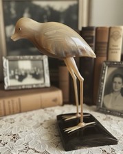 Ancienne Sculpture d’Oiseau