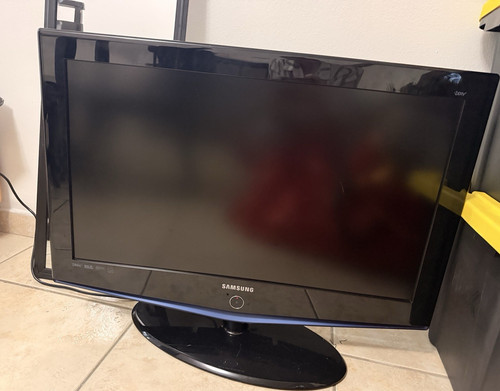 Samsung s3251d in black - ln-s3251d, 32