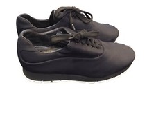 Très Belle Et Authentique