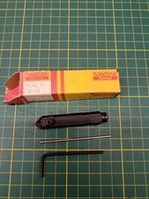 Porte-outils à plaquette pour tête à aléser SANDVIK R142.9-12-11