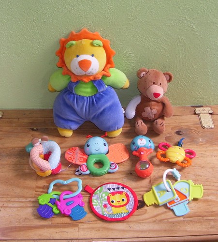 Lot jouets hochets - lot,
