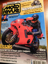 MV AGUSTA SUPERVELOCE TRIUMPH