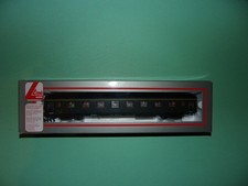 LIMA voiture voyageurs 2ième classe DEV AO vert + figurines 309148 NEUF (n°2bis)