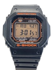 Montre numérique solaire