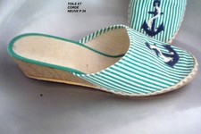 NU PIED ESPADRILLE COMPENSE CHAUSSURE VERTE A RAYURES BLANC * VINTAGE P39 NEUVE