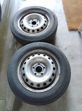 lot de 2 roues 205/65R16C - 6JX16 - ET50 - 5X118 équipées de pneus BARUM moyens