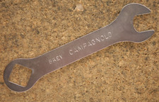 Clé à molette à pédale