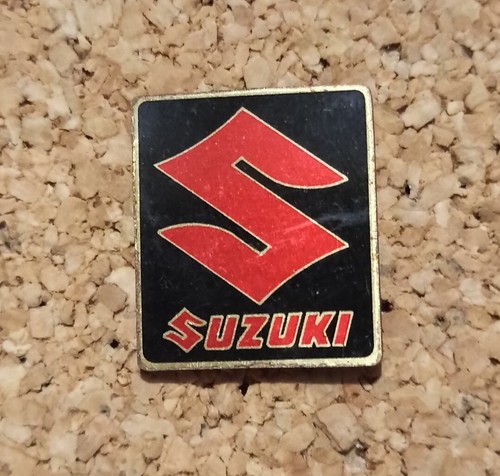 Pin suzuki moto motors - pin's,
