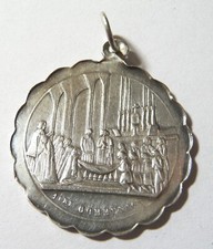 Médaille religieuse ancienne