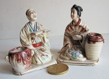 DEUX MINIATURES PORCELAINE DE