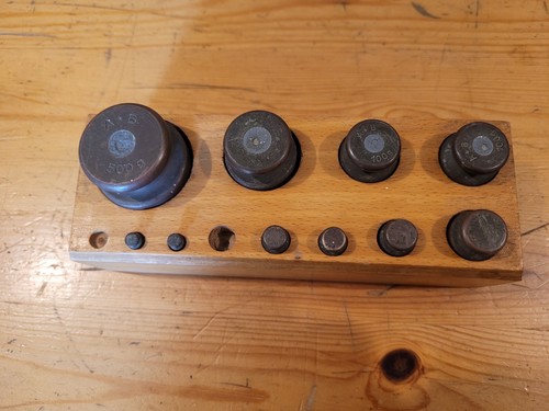Coffret bois poids laiton - 12,