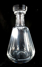 BACCARAT - Carafe à vin  "