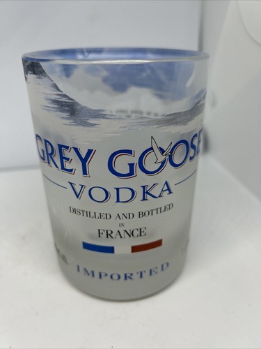 Verre cocktail grey goose - à,