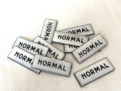 Petites plaques émaillées - 10,