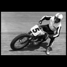 Photo M.000512 LARRY PALMGRAM