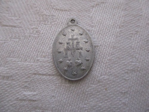 Ancienne médaille religieuse - ancienne,