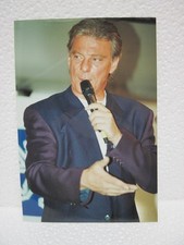 Véritable Photo  couleur  :  Herbert Léonard  - 12 x 18 cm