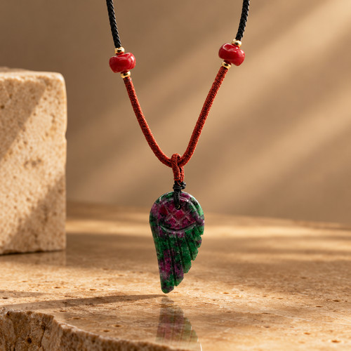 Collier sur cordon aile - collier, cordon,