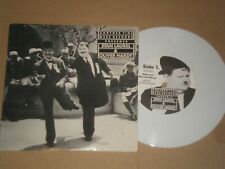 STAN LAUREL & OLIVER HARDY 45 t vinyle blanc single white vinyl made in uk