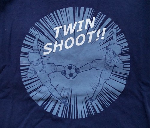 Shirt captain tsubasa uniqlo - tsubasa,