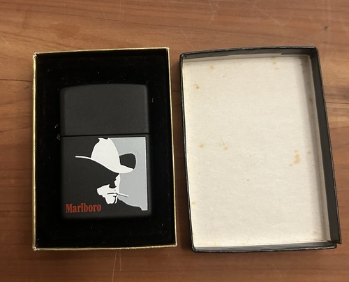 Zippo marlboro cowboy - marlboro,