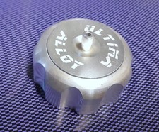 BOUCHON DE RÉSERVOIR