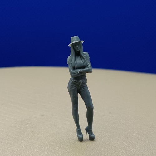 Diorama femme chapeau - diorama,