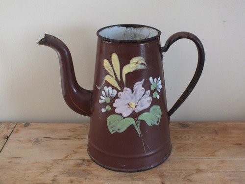 Cafetière émaillée - +,